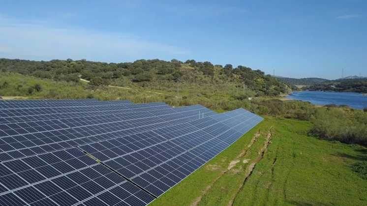 Diseño Integral de Generación Fotovoltaica Distribuida